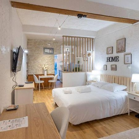 Appartement Cosy Dans Les Rues Pietonnes Grenoble Exterior foto